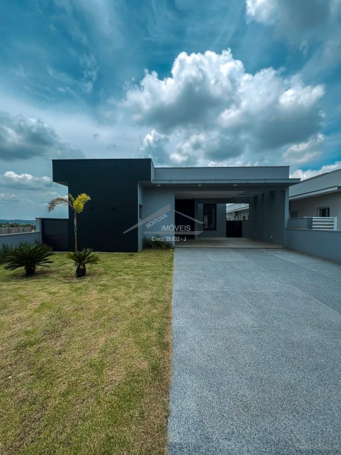 Casa em Condom�nio